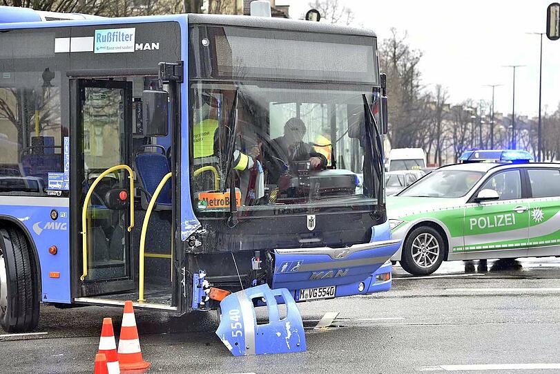 Bilder vom Unfallort.
