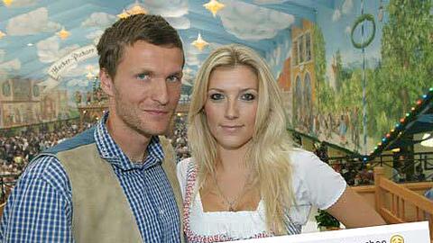 "Abschiedswochen": Benny Lauth und seine Juliane werden wohl aus München wegziehen. Der Vertrag des Torjägers wird beim TSV 1860 nicht verlängert.