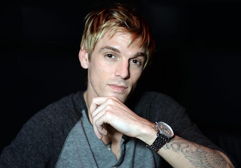 Aaron Carter, Bruder von "Backstreet Boys"-Nick, drohte im September, seine schwangere Schwägerin umzubringen. Er darf sich heute laut Gerichtsbeschluss der Familie nicht mehr nähern.