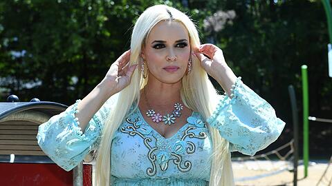 Daniela Katzenberger hat Probleme mit Fake-Werbung.