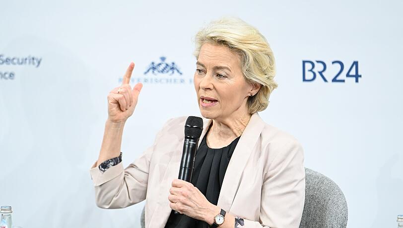 Ursula von der Leyen, EU-Kommissionspräsidentin, aufgenommen bei der 60. Münchner Sicherheitskonferenz (MSC) im Hotel Bayerischer Hof.