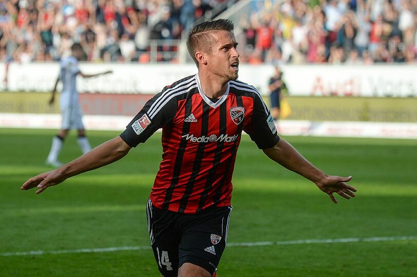 Ingolstadts Stefan Lex zur Bestmarke seiner Mannschaft, die als erster Bundesliga-Aufsteiger die ersten drei Auswärtsspiele gewann