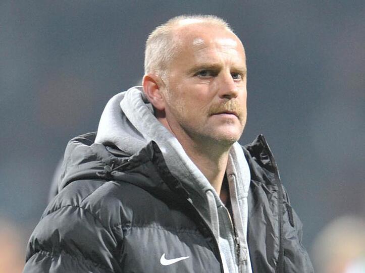 Ratlos und erfolglos: Werder-Trainer Thomas Schaaf.