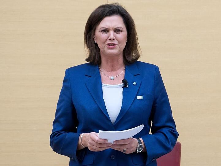 Ilse Aigner (CSU) spricht bei einer Veranstaltung. Foto: Sven Hoppe/dpa/Archivbild
