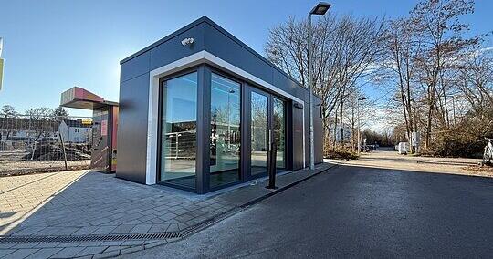 -Space-Station-in-Riem-versorgt-Kunden-rund-um-die-Uhr