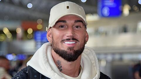 Mike Heiter zieht in den Container von "Promi Big Brother" 2024.