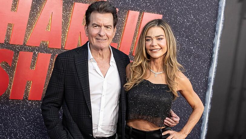 Charlie Sheen und Denise Richards bei der Premiere von "aka Charlie Sheen".