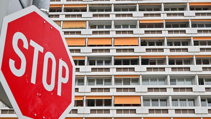 Die Linke will Betroffenen helfen, gegen überhöhte Mieten vorzugehen. (Symbolbild) Die Linke will Betroffenen helfen, gegen überhöhte Mieten vorzugehen. (Symbolbild)