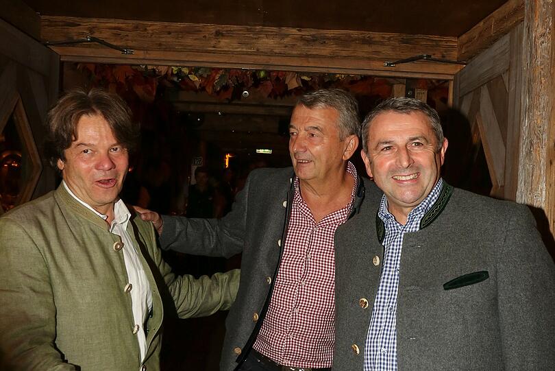 Waren auch da: Michael Käfer, Wolfgang Niersbach und der ehemalige Wolfsburg-Geschäftsführer Klaus Allofs (v.l.).