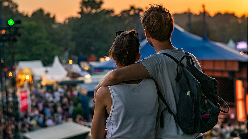 Blick von oben – das Festival ein kleiner Kosmos.