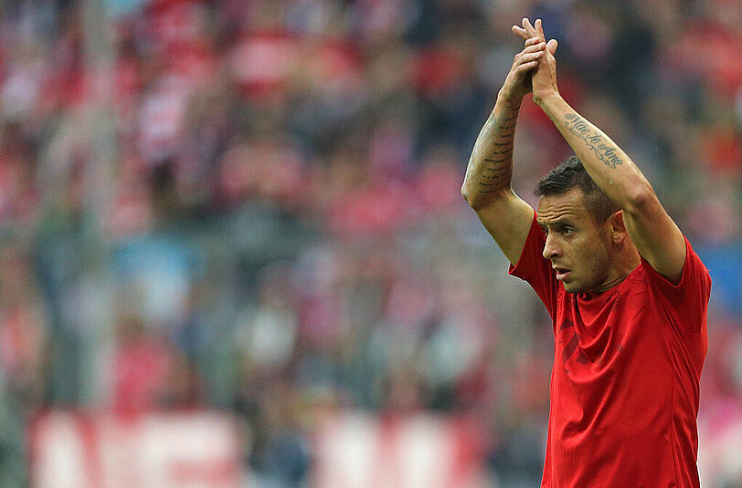 Rafinha: Note 3. Donnerstag sah man den Brasilianer bei Tim Wieses Wrestling-Debüt in der Olympiahalle. Hatte sich offenbar etwas von dessen Aggressivität abgeschaut, stürmte gleich mal nach vorne und erzielte beinahe das 1:0 mit einem strammen  Schuss(14.). Defensiv stabil. Insgesamt solide.
