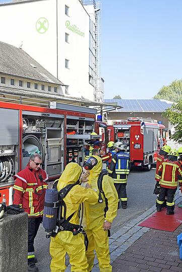 Giftige Dämpfe stiegen von dem Firmengelände empor.