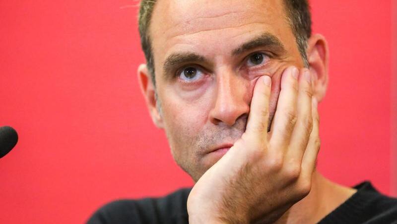Hofft auf eine baldige Fortsetzung der Bundesliga: Leipzigs Geschäftsführer Oliver Mintzlaff. Hofft auf eine baldige Fortsetzung der Bundesliga: Leipzigs Geschäftsführer Oliver Mintzlaff.