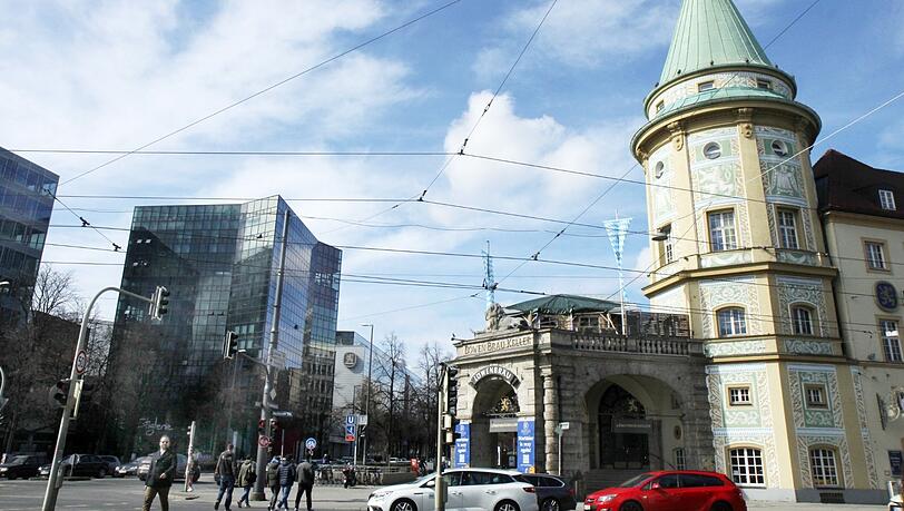 (AZ+) Idee für Münchner Bürokomplex: Fassade verursacht 'Schmerzen'