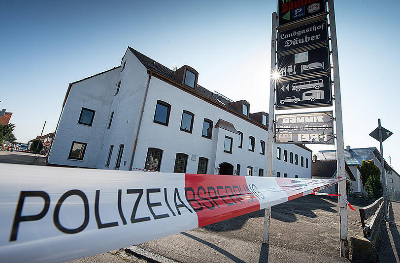 Brandanschlag auf ein Asylbewerberheim in Reichertshofen - Bilder vom Tatort.