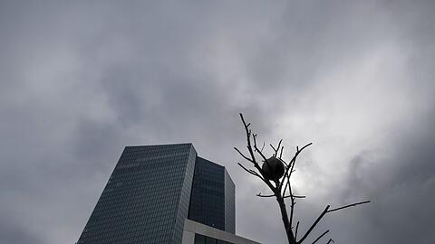Die Euro-Währungshüter streben Preisstabilität bei mittelfristig 2,0 Prozent Inflation im Euroraum an. (Archivbild)