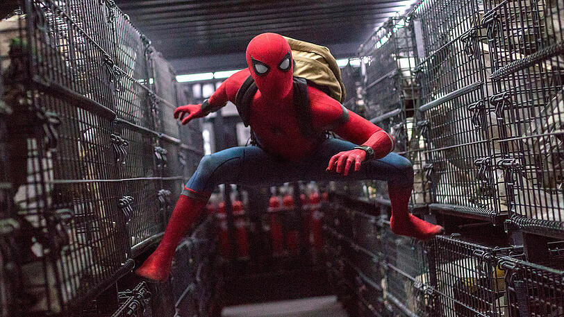 Peter Parker (Tom Holland) in einer Szene des Films "Spider-Man: Homecoming". Der Film kommt am 13. Juli 2017 in die Kinos.