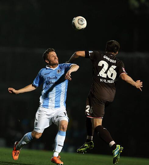 Weitere Bilder vom Testspiel der Löwen gegen St. Pauli.