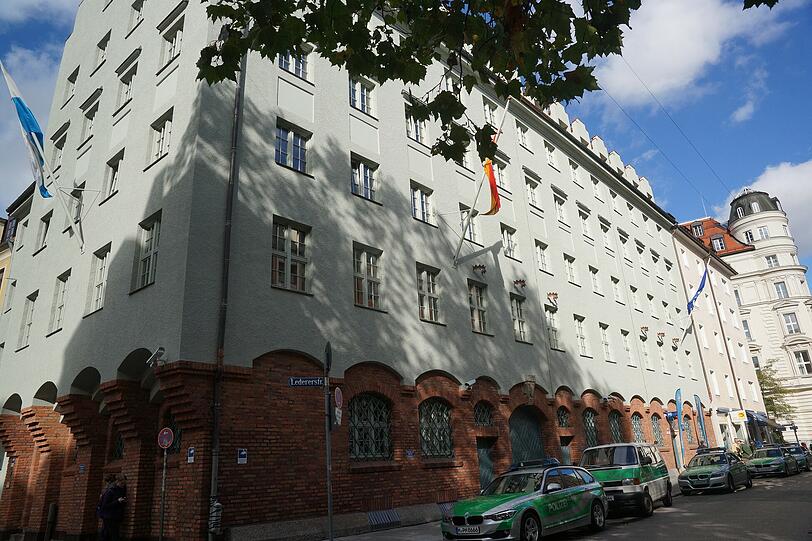 Die frisch sanierte Altstadtwache in der Hochbrückenstraße.