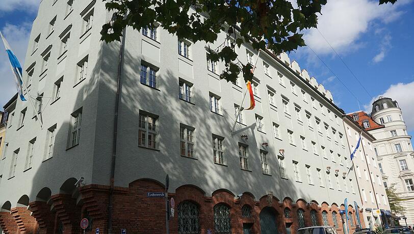 Die frisch sanierte Altstadtwache in der Hochbrückenstraße. Die frisch sanierte Altstadtwache in der Hochbrückenstraße.