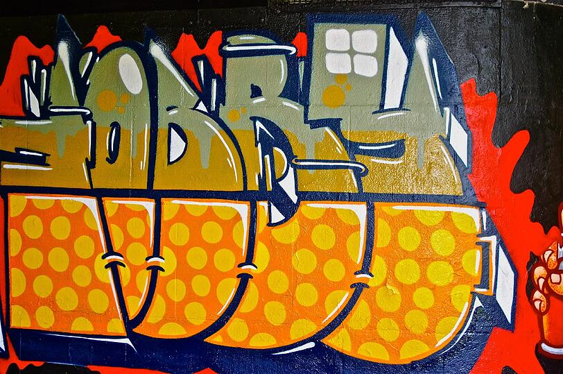 Isart Graffiti Aktion an der Brudermühlbrücke