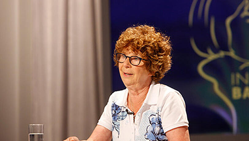 Sylvie Schenk liest aus Ihrem Roman "Schnell, dein Leben". Sylvie Schenk liest aus Ihrem Roman "Schnell, dein Leben".