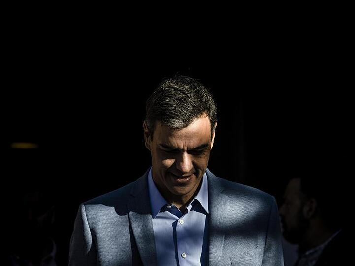 Pedro Sánchez hat wieder einmal seinem Image als Stehaufmännchen alle Ehre gemacht.