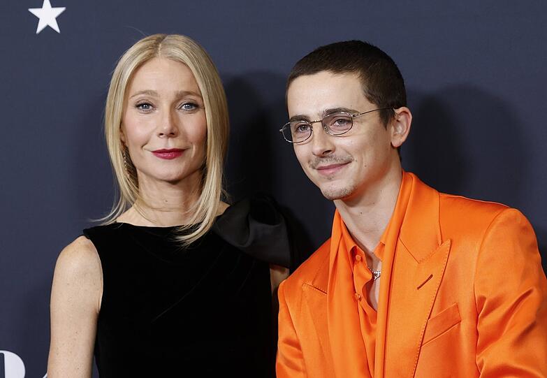 Gwyneth Paltrow und Timoth&eacute;e Chalamet am Roten Teppich bei der Premiere im Dezember in New York.