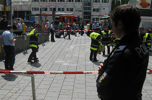 Beamte der Polizei am Hauptbahnhof (Bild von einem früheren Einsatz).