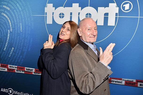 Das Schauspieler-Paar Sepp Schauer und Corinna Binzer stand bereits mit den scheidenden Kommissaren f&uuml;r den M&uuml;nchen-"Tatort" vor der Kamera.