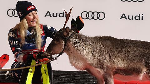 Als Siegerin bekommt Mikaela Shiffrin wieder die Patenschaft für ein Rentier.