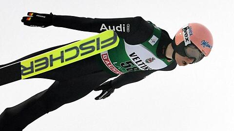 Karl Geiger hat in Lahti seinen vierten Saisonsieg eingefahren.