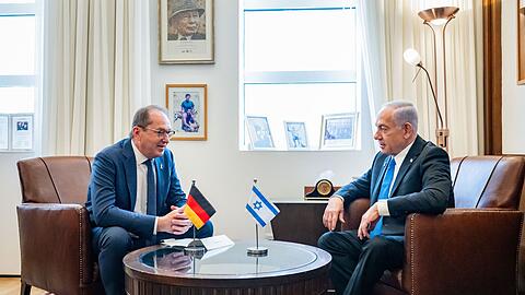 Innenminister Dobrindt stellt sich hinter die Angriffe Israels auf die iranischen Atomanlagen