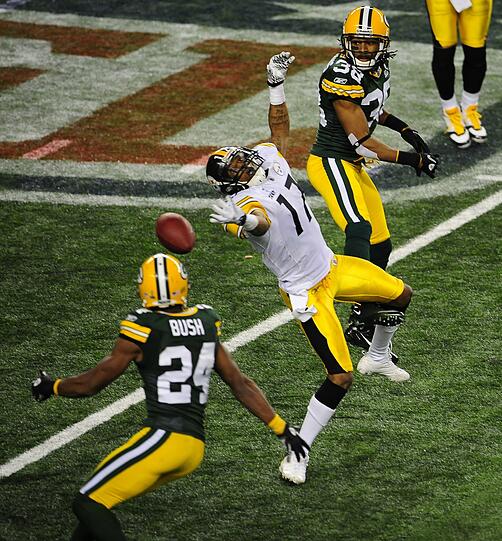 DieGreen Bay Packers sind zum vierten Mal Super Bowl-Champion. Am Sonntagabend (Ortszeit) besiegte das Team aus dem US-Bundesstaat Wisconsin in einem spannenden Endspiel der National Football-League
(NFL) in Dallas Rekordmeister Pittsburgh Steelers mit 31:25. Die Bilder vom Sportfest.