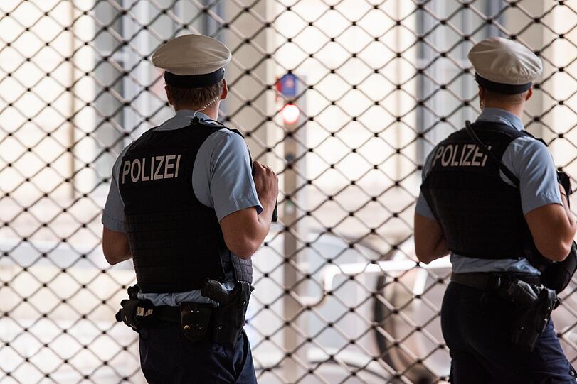 Bundespolizisten am Hauptbahnhof.