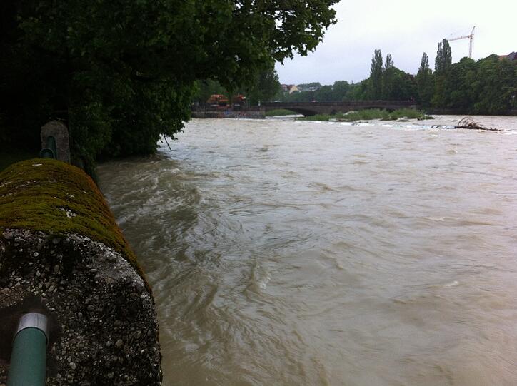 Tritt die Isar über die Ufer?