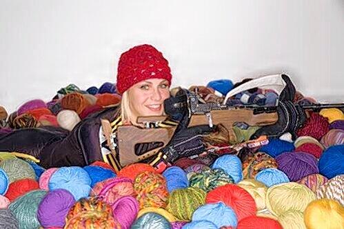 Nun will sie auch auf der Strecke wieder eine gute Figur machen: Biathlon-Weltmeisterin Magdalena Neuner.