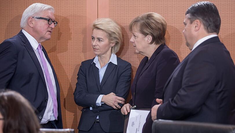 Die Zufriedenheit mit der Bundesregierung wächst. Die Zufriedenheit mit der Bundesregierung wächst.