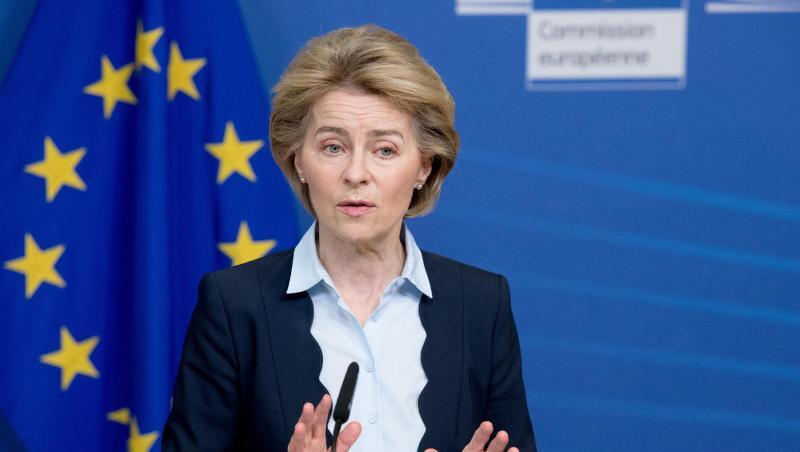 Ursula von der Leyen, Präsidentin der Europäischen Kommission, spricht während einer Pressekonferenz nach dem Treffen der Europäischen Kommissare im EU-Hauptquartier. Angesichts der erwarteten Wirtschaftskrise infolge der Coronavirus-Pandemie will die EU-Kommission die Haushaltsregeln lockern. (zu dpa "EU-Kommission will wegen Corona-Krise Haushaltsregeln lockern"). Ursula von der Leyen, Präsidentin der Europäischen Kommission, spricht während einer Pressekonferenz nach dem Treffen der Europäischen Kommissare im EU-Hauptquartier. Angesichts der erwarteten Wirtschaftskrise infolge der Coronavirus-Pandemie will die EU-Kommission die Haushaltsregeln lockern. (zu dpa "EU-Kommission will wegen Corona-Krise Haushaltsregeln lockern").