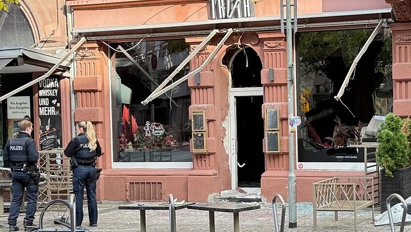 Gro&szlig;en Schaden richtete die Explosion an der Zeil in Frankfurt an.