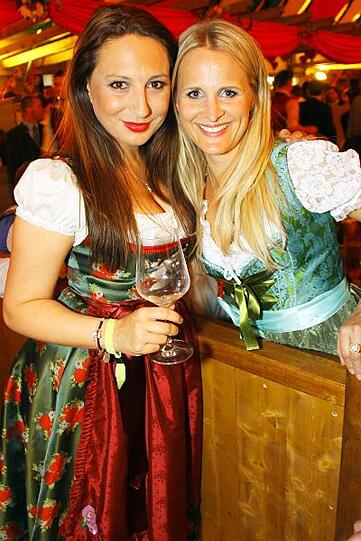 Die letzten Jahre war bei "Tracht & Pracht" einiges geboten. 2011 ließen sich auch Prominente wie Alina Baumann, Tim Lobinger, Michael Guillaume,Peyman Amin, Liliana Matthäu und Alisar Ailabouni im Hippodrom blicken. Klicken Sie durch die Bilder!