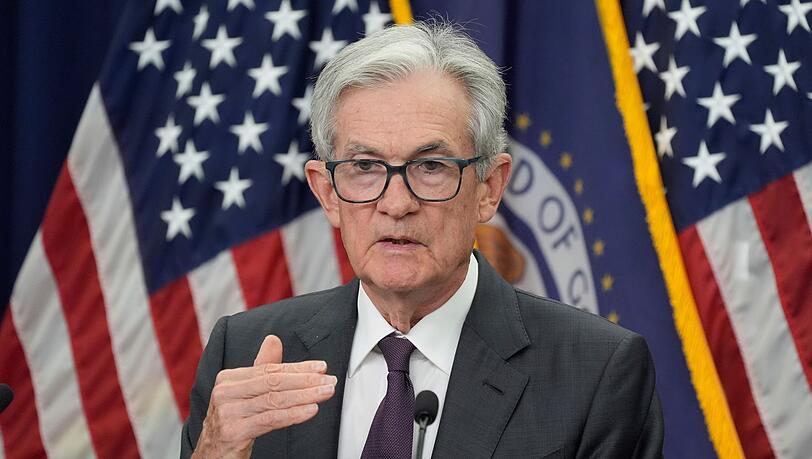 Der Vorsitzende der Federal Reserve, Jerome Powell, hält Zinssenkungen womöglich für erforderlich. (Archivfoto)