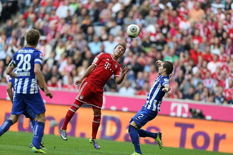 Wenig Druck, viel Zielwasser: Mario Götze köpft gegen Hertha das 3:1.