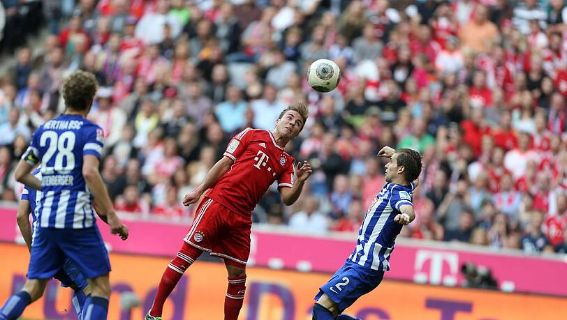 Wenig Druck, viel Zielwasser: Mario Götze köpft gegen Hertha das 3:1. Wenig Druck, viel Zielwasser: Mario Götze köpft gegen Hertha das 3:1.