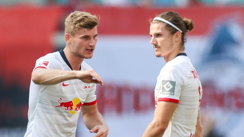 Timo Werner (l) erzielte das wichtige 1:0. Zuvor verlängerte der Stürmer seinen Vertrag. Timo Werner (l) erzielte das wichtige 1:0. Zuvor verlängerte der Stürmer seinen Vertrag.