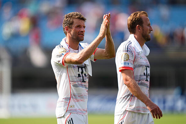 Thomas Müller (li.) könnte gegen Flamengo sein letztes Spiel im Bayern-Dress haben. Thomas Müller (li.) könnte gegen Flamengo sein letztes Spiel im Bayern-Dress haben.