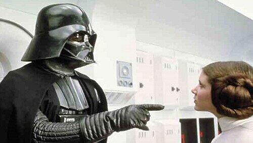 Das orginal Kostüm von Darth Vader kommt unter den Hammer. Das orginal Kostüm von Darth Vader kommt unter den Hammer.