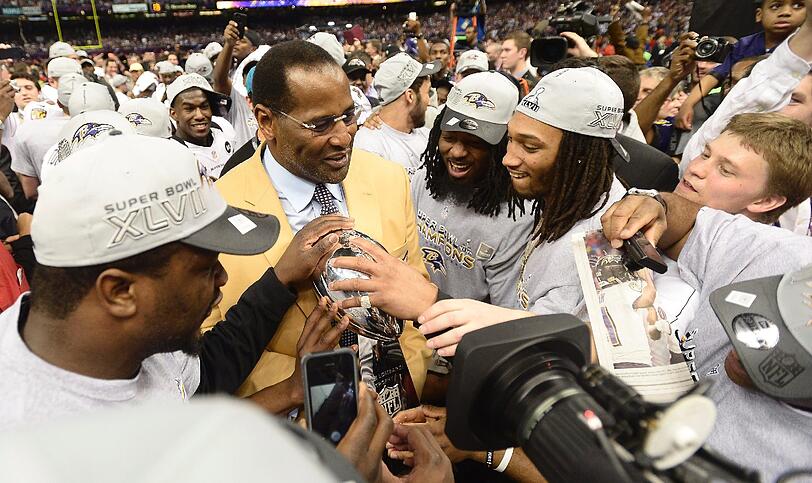 Die Footballer der Baltimore Ravens haben in New Orleans den Super Bowl gewonnen - und feiern ihren Sieg ausgiebig.