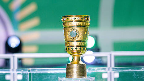 Soll wieder in die Hände des FC Bayern wandern: Der DFB-Pokal.