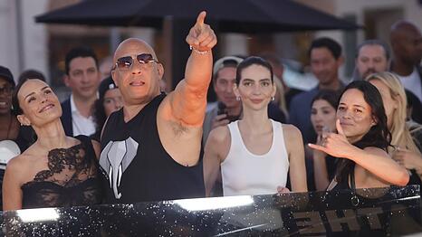 Jordana Brewster, Vin Diesel, Meadow Walker und Michelle Rodriguez (v.l.n.r.) bei dem Jubil&auml;ums-Event.